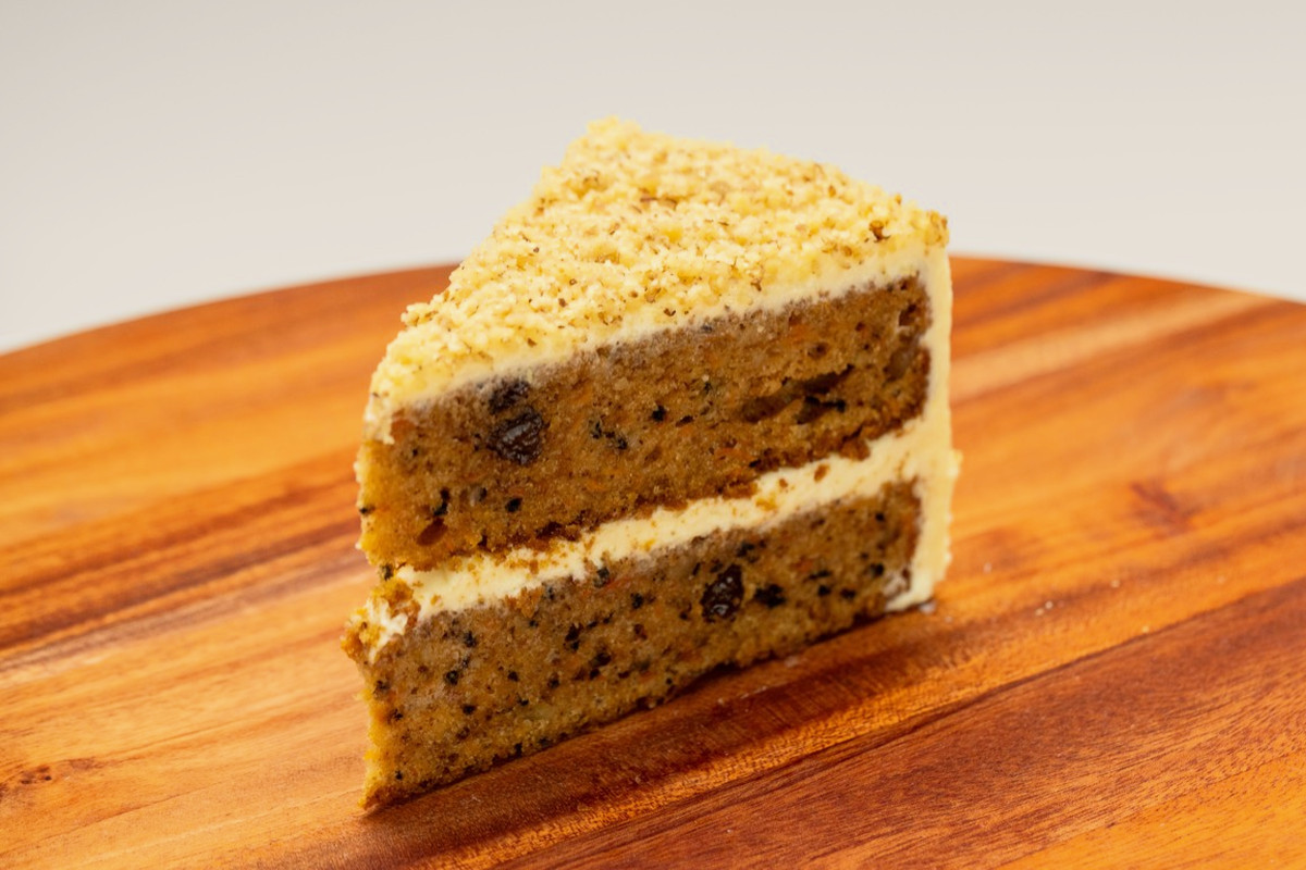 Porción Torta Zanahoria